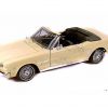 Ford Mustang 1964 1/2 Cabriolet Beige 1-18 Motormax