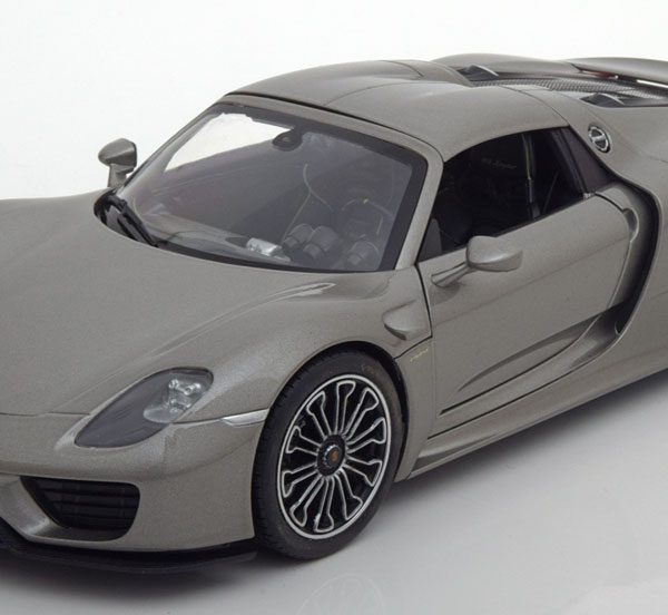 Porsche 918 Spyder Hard-top - Grijs Metallic 1:18 Welly