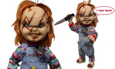 Action figure Chucky Child's Play talking 40 cm ( 18 Inch )Mezco Toyz
