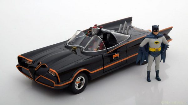 Batmobile met Batman en Robin figuur Classic TV-Serie 1966 1:24 Jada Toys