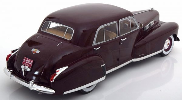 Cadillac Fleetwood Serie 60 Special Sedan 1941 Bordeaux Rood 1-18 MCG Models