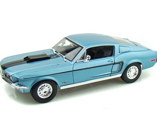 Ford Mustang GT Cobra Jet 1968 Blauw 1:18 Maisto