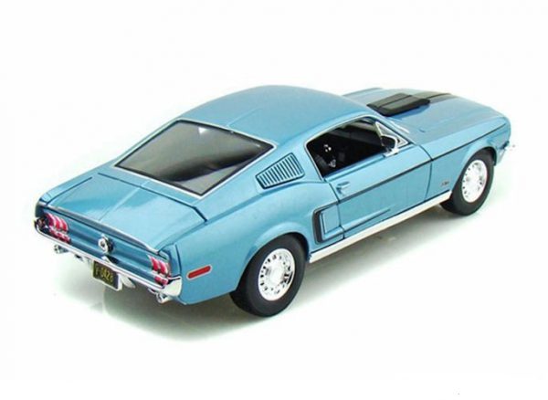 Ford Mustang GT Cobra Jet 1968 Blauw 1:18 Maisto