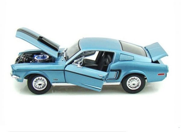 Ford Mustang GT Cobra Jet 1968 Blauw 1:18 Maisto