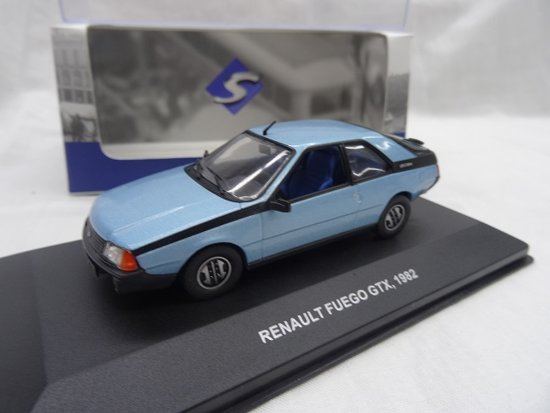 Renault Fuego GTX 1982 Blauw 1-43 Solido