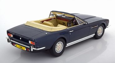Aston Martin V8 Volante 1978 Blauw 1-18 Cult Scale Models Limited