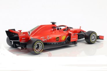 Ferrari SF71H #7 2018 K.Raikkonen 1-18 Burago Racing