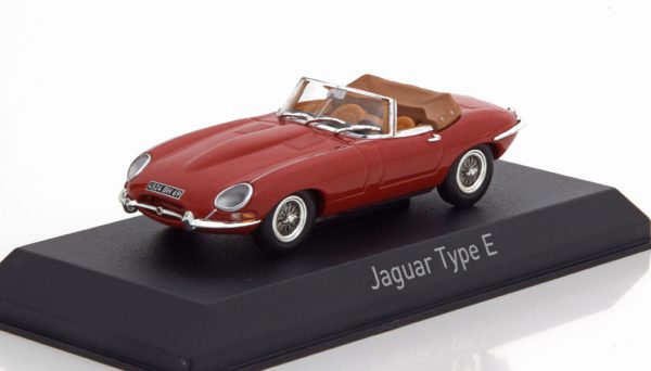 Jaguar E-Type Cabriolet 1961 Carmen Red 1:43 Norev
