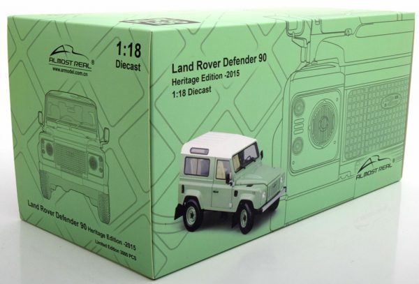 Land Rover Defender 90 “Heritage Edition” 2015 Lichtgroen 1:18 Almost Real