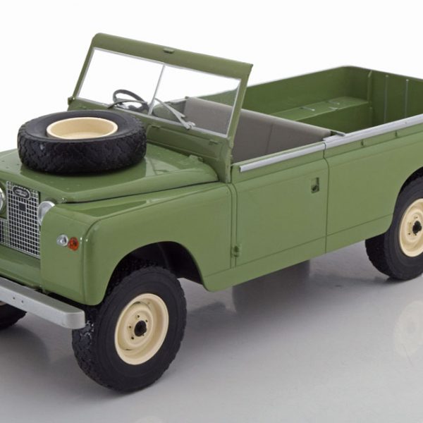 Land Rover 109 Series II Pick Up 1959 Groen 1-18 MCG Models