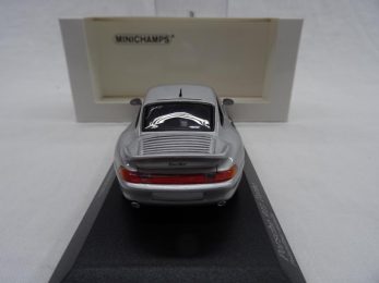 Porsche 911 Turbo ( 993 ) 1997 Zilver Metallic 1-43 Minichamps Lim.500 Pieces