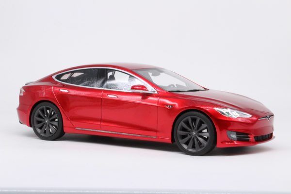 Tesla Model S Facelift Rood 1-18 LS Collectibles Limited 250 Pieces
