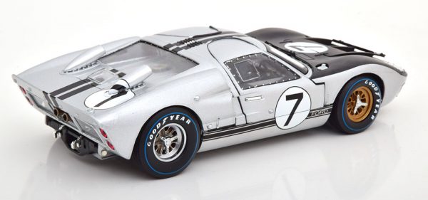 Ford GT 40 MK II 1966 Nr# 7 Zilver/ Zwart 1-18 Shelby Collectibles