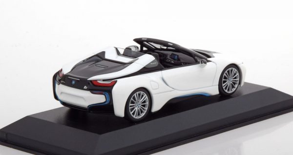 BMW i8 Roadster Cabriolet 2018 Wit 1-43 Minichamps Limited 504 Pieces