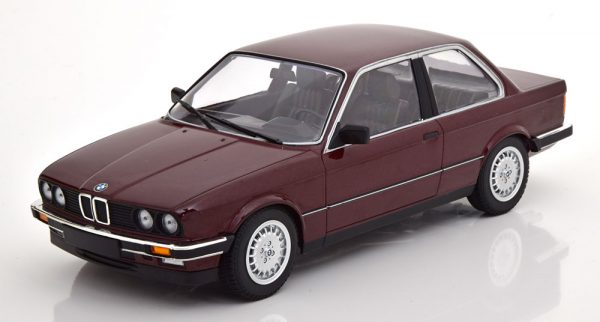 BMW 323i E30 1982 Donkerrood Metallic 1-18 Minichamps Limited 400 Pieces