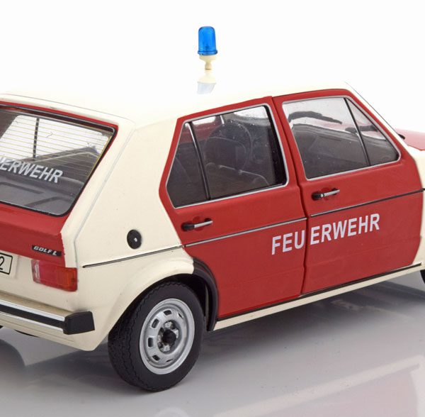 Volkswagen Golf MK1 1974-1978 "Feuerwher" Rood / Wit 1-18 Solido