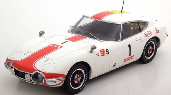 Toyota 2000GT 24 Hours Fuji #1 1:18 Tripel 9 Collection
