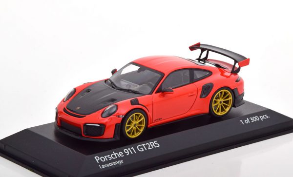 Porsche 911 (991 II) GT2RS 2018 Rood/Zwart 1-43 Minichamps Limited 300 Pieces
