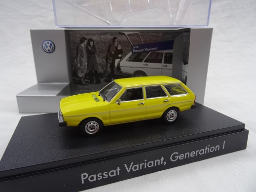 Volkswagen Passat Variant Generation I Geel 1-43 Minichamps