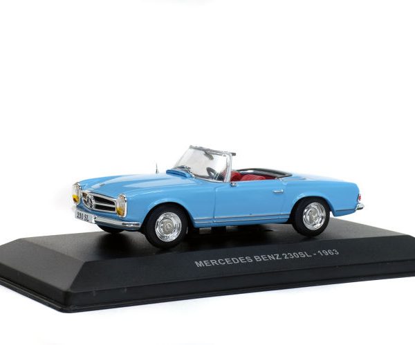 Mercedes-Benz 230 SL Pagode ( Roadster ) 1963 Lichtblauw 1-43 Solido