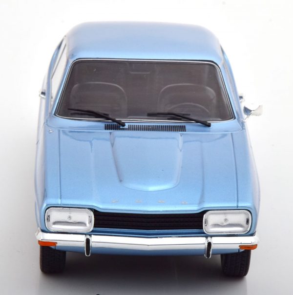 Ford Capri MKI 1600 GT Blauw Metallic 1-18 MCG Models