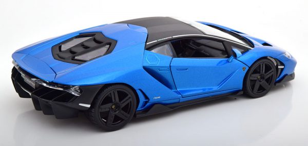 Lamborghini Centenario LP 770-4 2017 Blauw Metallic 1-18 Maisto