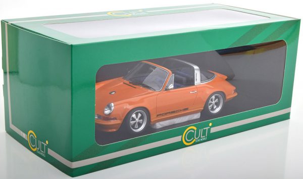 Porsche 911 (964) Targa Singer 1990 Oranje / Zwart 1-18 Cult Scale Models ( Resin )