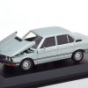 BMW 520 ( E12 ) 1974 Lichtblauw Metallic 1-43 Maxichamps