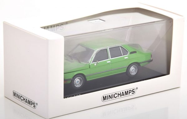 BMW 520 ( E12) 1972 Groen 1-43 Minichamps Limited 500 Pieces