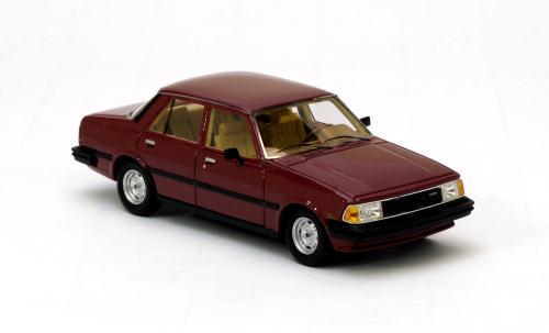Mazda 626 Sedan MK1 1981-1982 Rood 1-43 Neo Scale Models