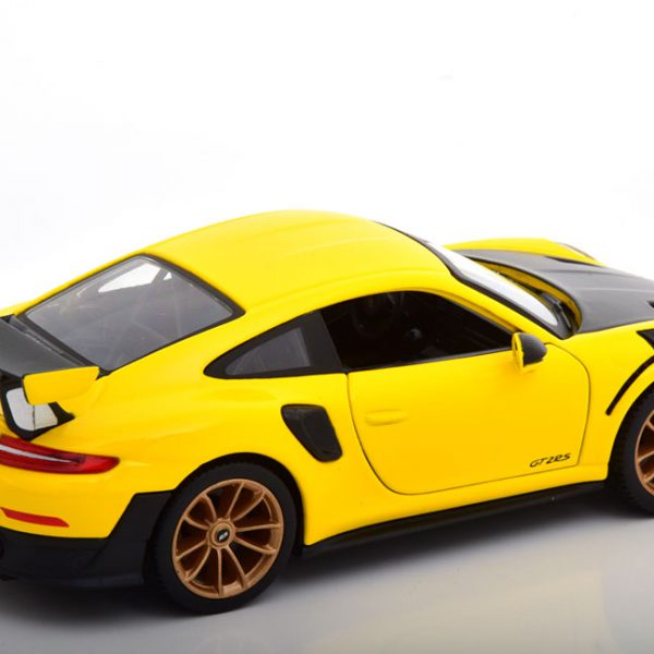 Porsche 911 (991 II) GT2 RS 2018 Geel / Zwart 1-24 Maisto