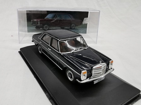 Mercedes-Benz 200 "Straight 8 "1968 Blauw 1-43 Altaya Mercedes Collection