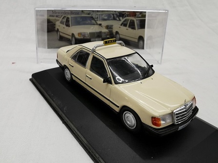 Mercedes-Benz 200 D ( W124 ) 1985 Taxi Beige 1-43 Altaya Mercedes Collection