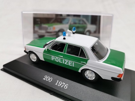 Mercedes-Benz 200 1976 Polizei ( W123 ) Groen / Wit 1-43 Altaya Mercedes Collection