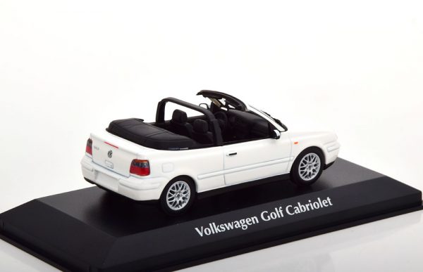 Volkswagen Golf IV Cabriolet 1998 Wit 1-43 Maxichamps