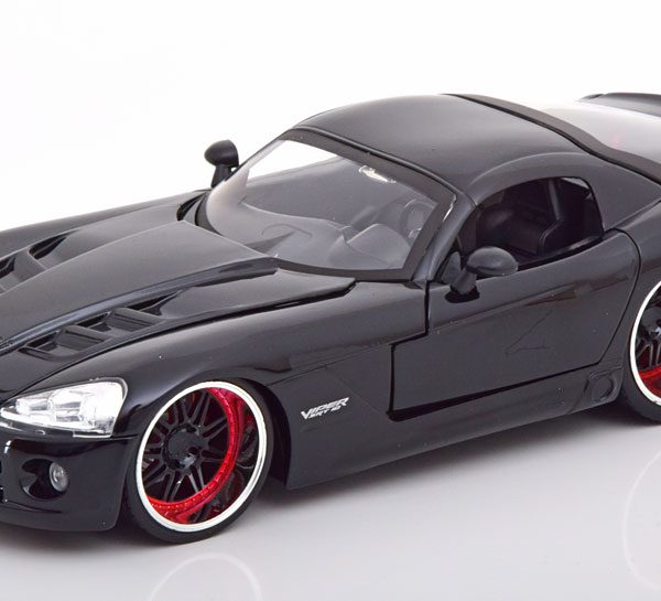 Dodge Viper SRT-10 "Fast and The Furious"Letty's Car Zwart 1-24 Jada Toys