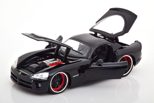 Dodge Viper SRT-10 "Fast and The Furious"Letty's Car Zwart 1-24 Jada Toys
