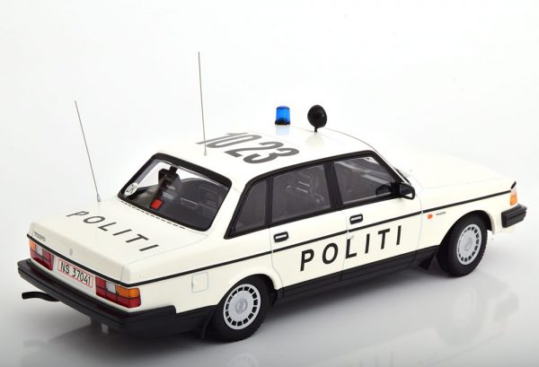 Volvo 240 GL 1986 "Politi Danmark"Wit 1-18 Minichamps Limited 300 Pieces