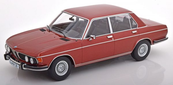 BMW 3.0 S E3 2.Serie 1971 Roodbruin Metallic 1-18 KK Scale Limited 1000 Pieces