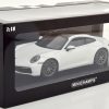 Porsche 911 (992) Carrera 4S Coupe 2019 Wit 1-18 Minichamps Limited 333 Pieces