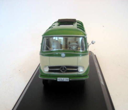 Mercedes-Benz O319 Beige/Green 1-43 Schuco Limited 1000 Pcs.