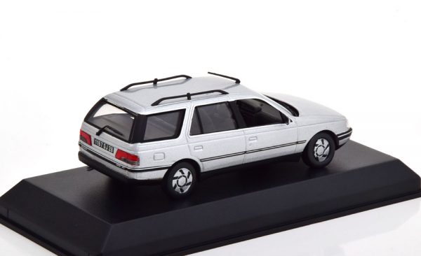 Peugeot 405 Break 1991 Zilver 1-43 Norev