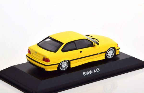 BMW M3 E36 Coupe 1992 Geel 1-43 Maxichamps