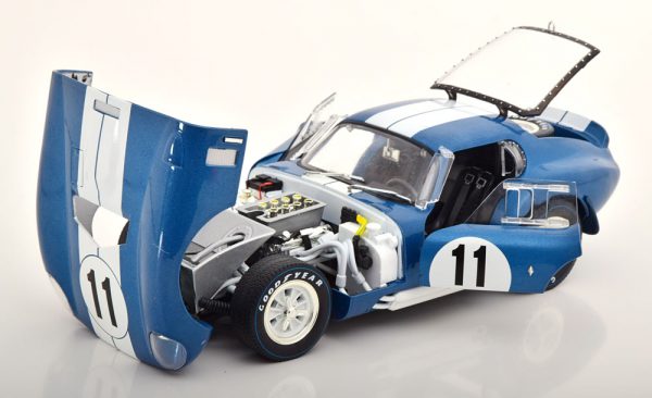 Shelby Cobra Daytona Coupe No.11, 24h Le Mans 1965 Blauw Sears/Thompson 1-18 Shelby Collectibles