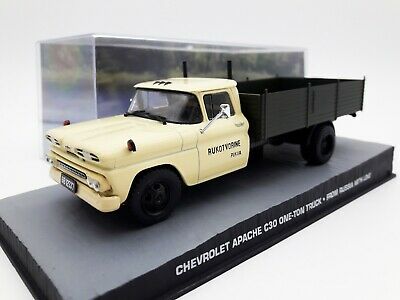 Chevrolet Apache C30 One-Ton Truck James Bond "From Russia with Love" 1-43 Altaya James Bond 007 Collection