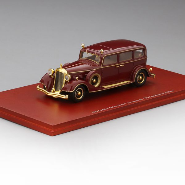 Cadillac Deluxe Tudor Limousine 8C 1932 "The Last Emperor of China" 1-43 Bordeauxrood True Scale Miniatures