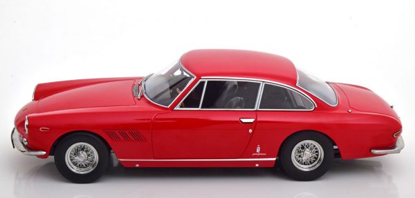 Ferrari 330 GT 2+2 1964 Rood Metallic 1-18 KK Scale Limited 1250 Pieces