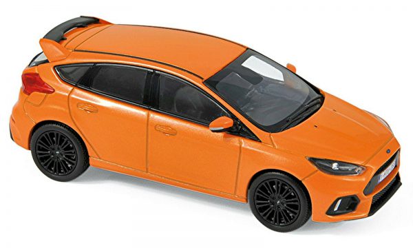Ford Focus RS 2016 orange metallic