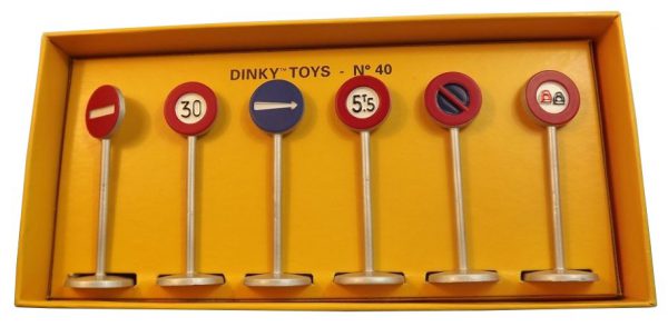 6 Sign Road INT 1-43 Dinky Toys ( Atlas )