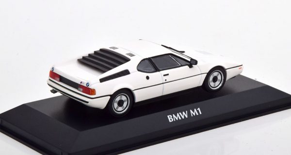 BMW M1 1979 Wit 1-43 Maxichamps